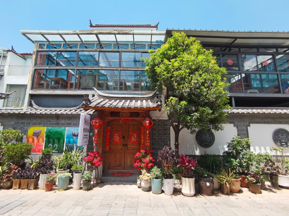 Mama Naxi Guesthouse Lijiang  Exterior photo